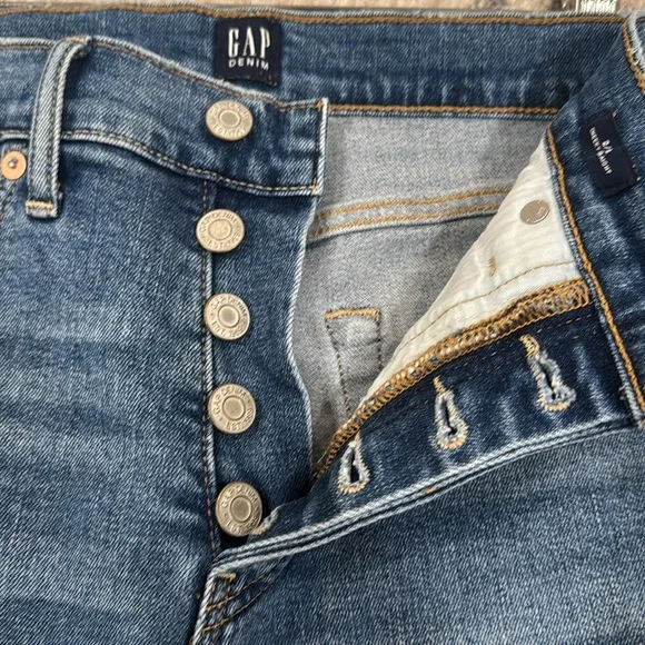 Gap Womens Cheeky Straight Jeans distressed - Picture 4 of 8